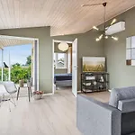 בית נופש Susana - 50m From The Sea By Interhome יולסמינדה